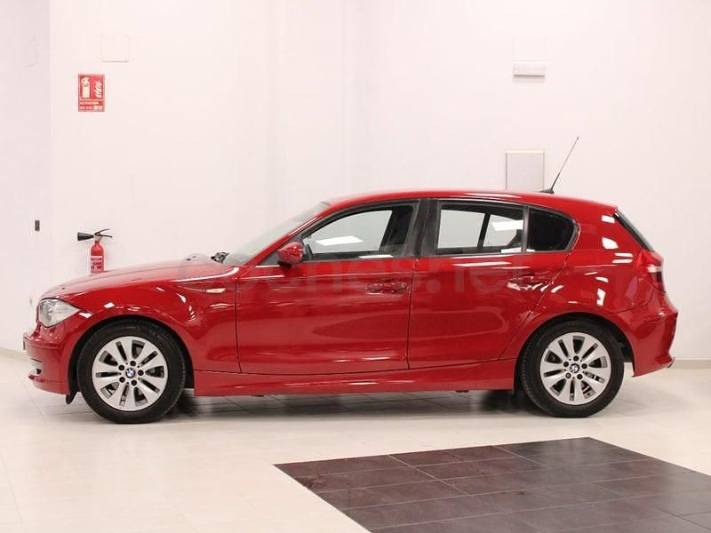 Usado BMW 120 177 CV (130 kW) 2008 Rojo Utilitario