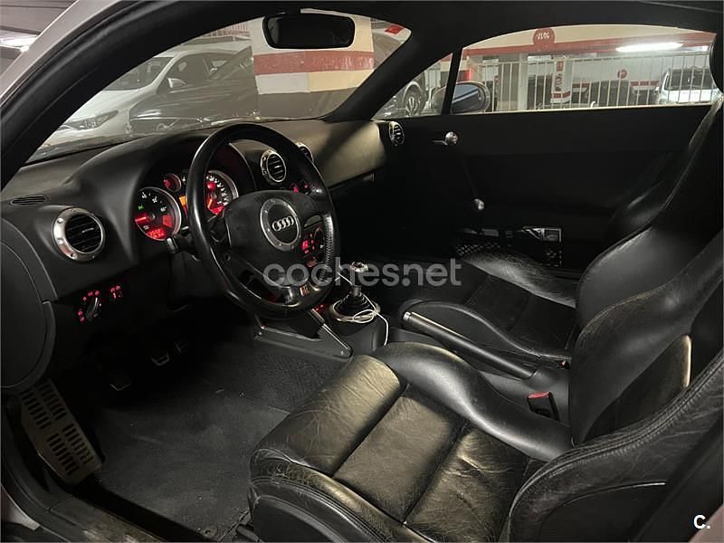 Usado Audi TT 180 CV (132 kW) 2001 Gris / plata Coupe