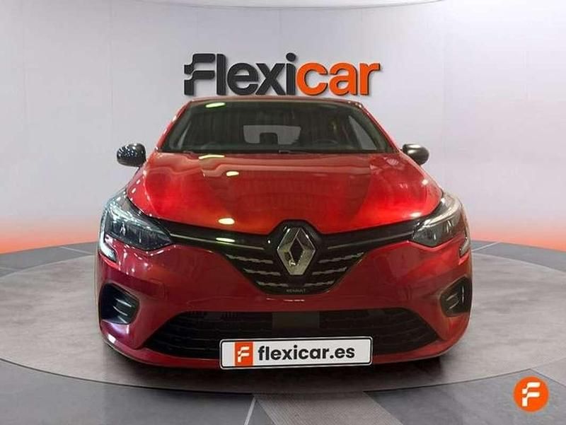 Käytetty Renault Clio V Techno 90 HP (66 kW) 2023 Punainen Sedan