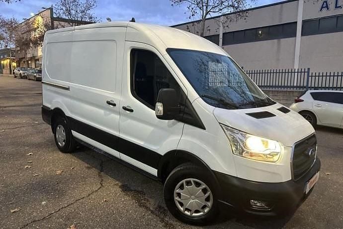 Usado Ford Transit 130 CV (95 kW) 2022 Blanco Berlina