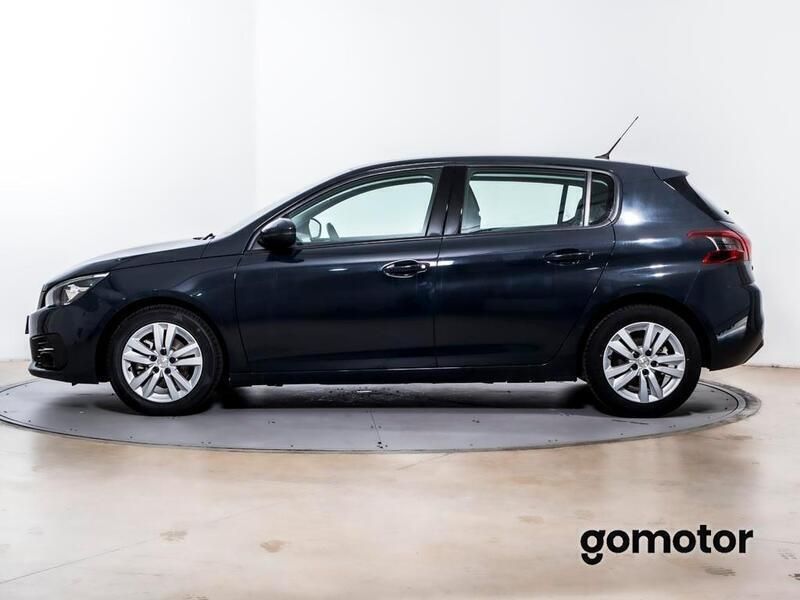 Usado Peugeot 308 Active 131 CV (96 kW) 2018 Gris Utilitario