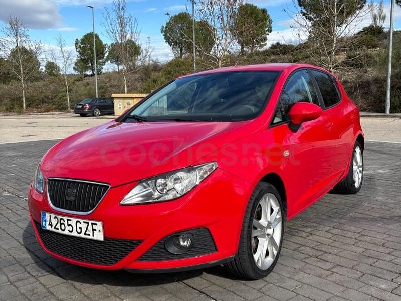 Usado Seat Ibiza Sport 105 CV (77 kW) 2010 Rojo Berlina