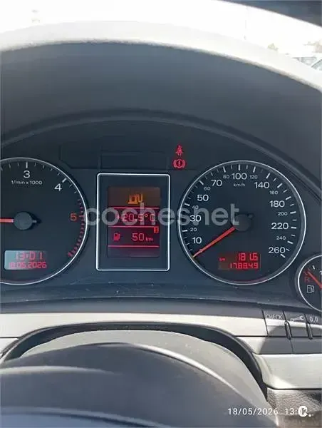 Usado Audi A4 140 CV (102 kW) 2006 Negro Familiar