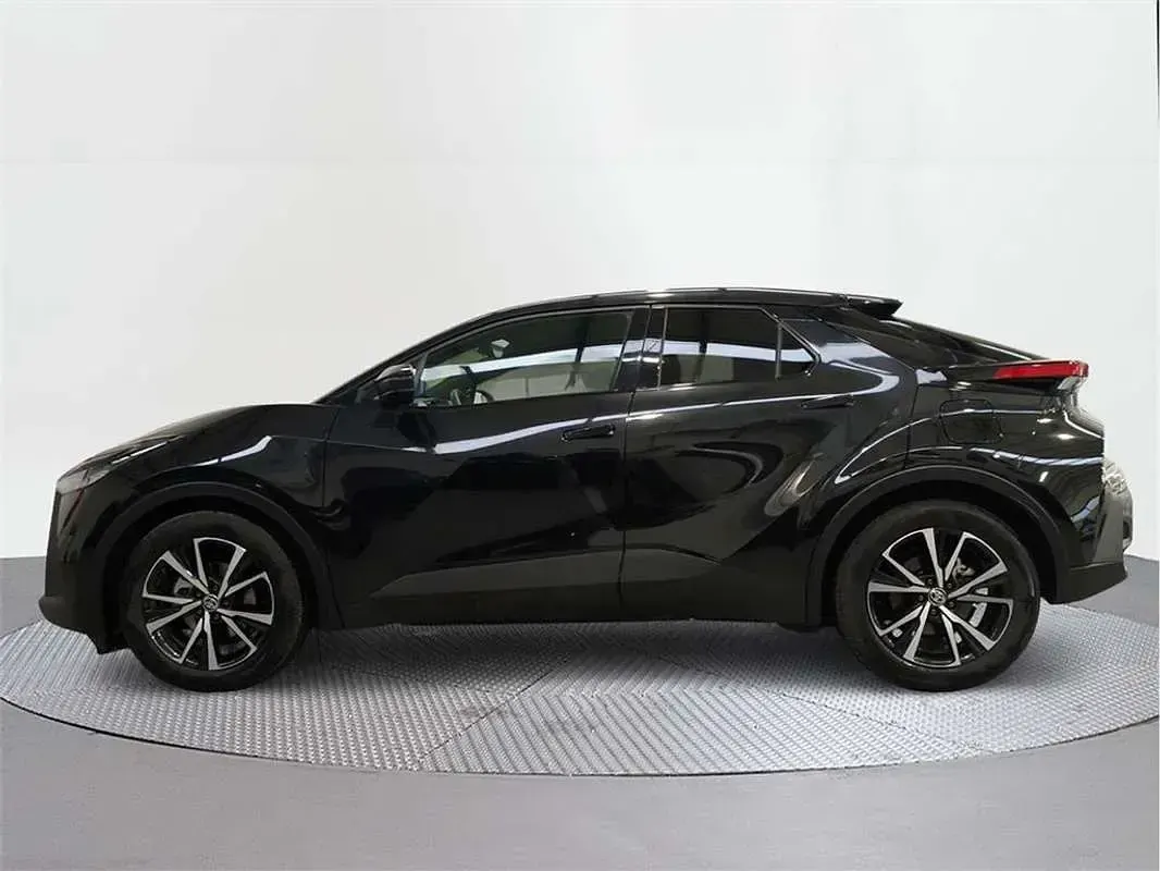Usado Toyota C-HR Advance 140 CV (102 kW) 2025 SUV
