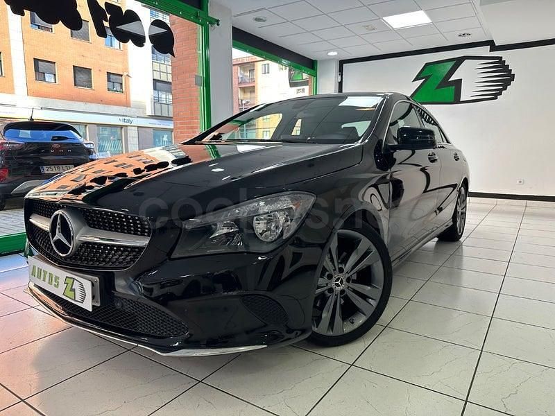Usado Mercedes CLA200 136 CV (100 kW) 2017 Negro Berlina