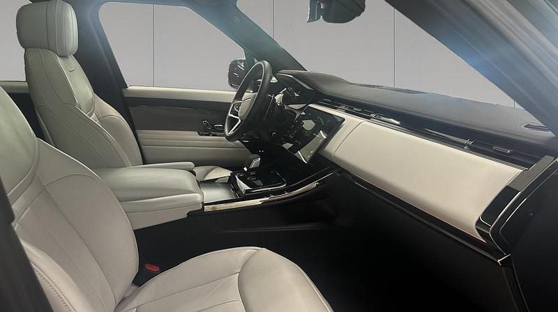 Usado Land Rover Range Rover Sport SE 460 CV (338 kW) 2024 Eiger grey SUV