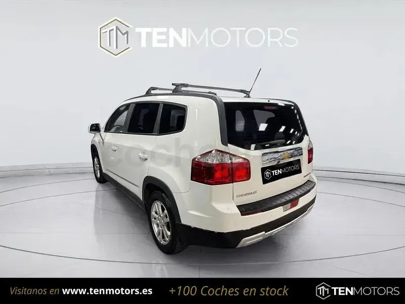 Usado Chevrolet Orlando LT 141 CV (103 kW) 2011 Blanco Monovolumen