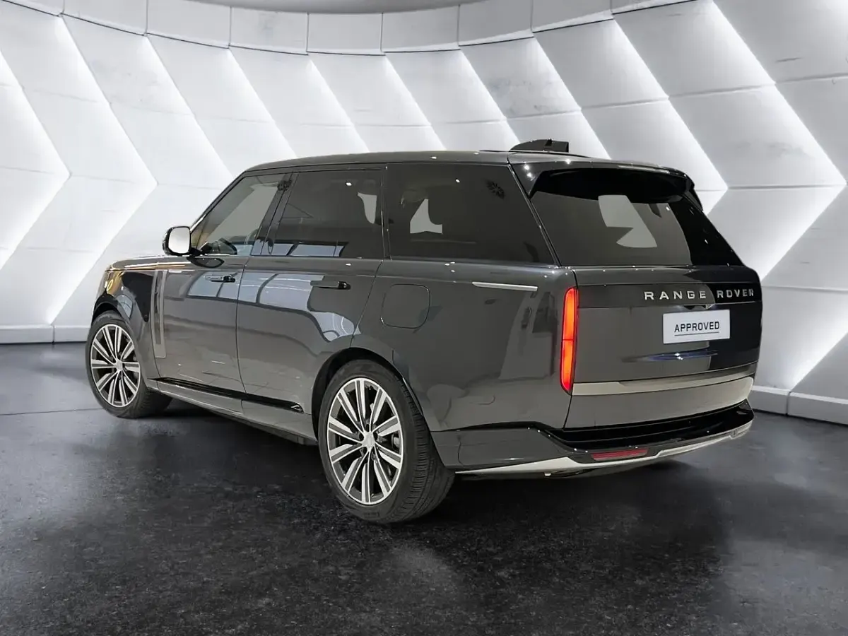 Usado Land Rover Range Rover 460 CV (338 kW) 2024 Grisnegro SUV