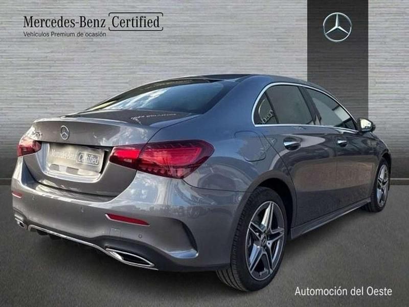 Usado Mercedes E250 220 CV (161 kW) 2025 Gris Berlina