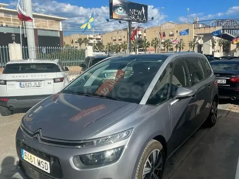 Usado Citroën C4 SpaceTourer Feel 120 CV (88 kW) 2018 Gris / plata Monovolumen