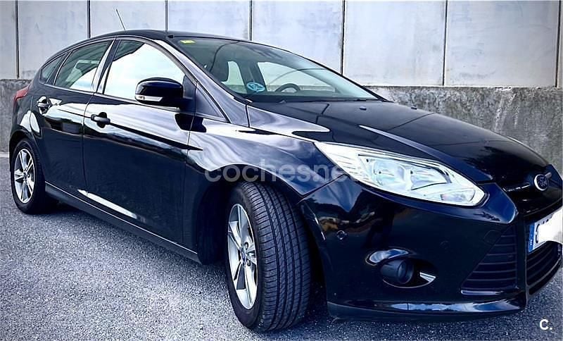 Używany Ford Focus 125 KM (91 kW) 2013 Czarny Sedan/Limuzyna