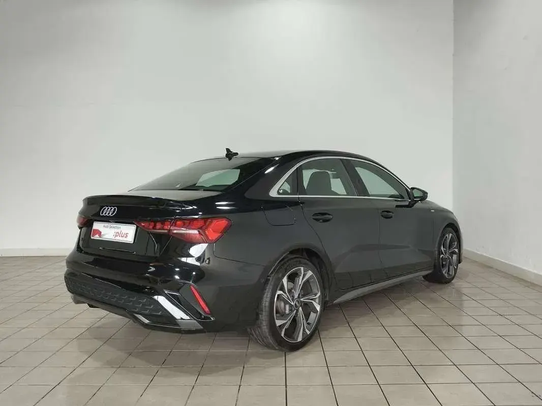 Usado Audi A3 S-Line 150 CV (110 kW) 2025 Negro Berlina