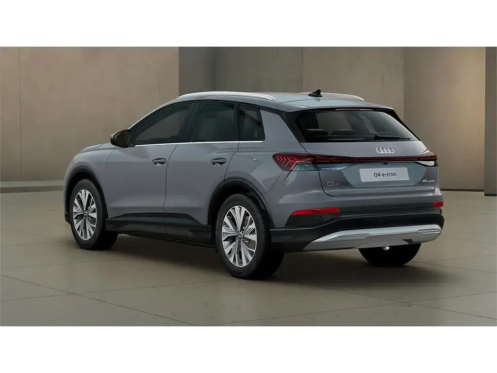 Nuevo Audi Q4 e-tron Advanced Plus 210 kW (286 CV) 2025 Gris balastro SUV