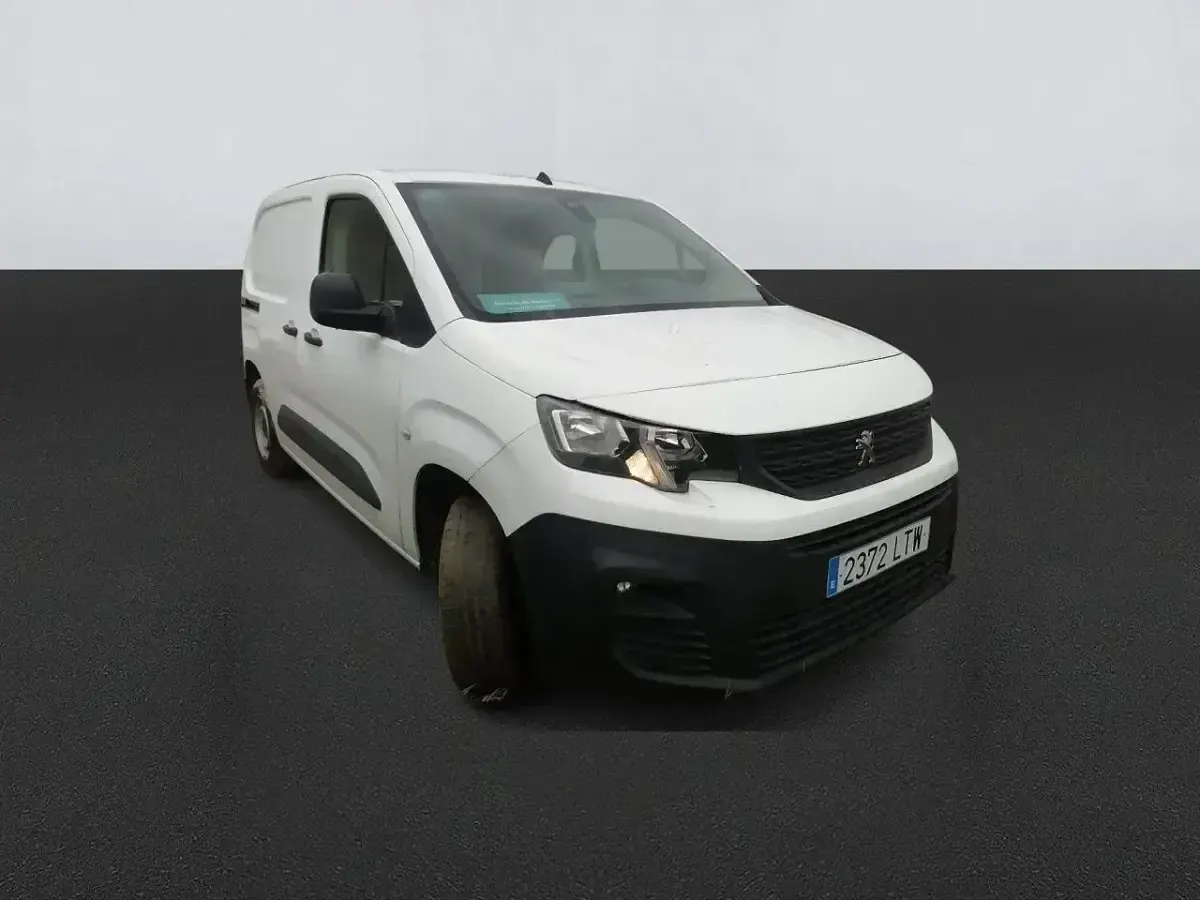 Usado Peugeot Partner Premium 102 CV (75 kW) 2021 Blanco Monovolumen