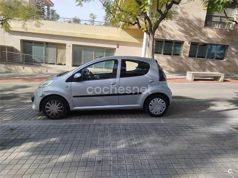 Usado Citroën C1 68 CV (50 kW) 2007 Gris / plata Utilitario