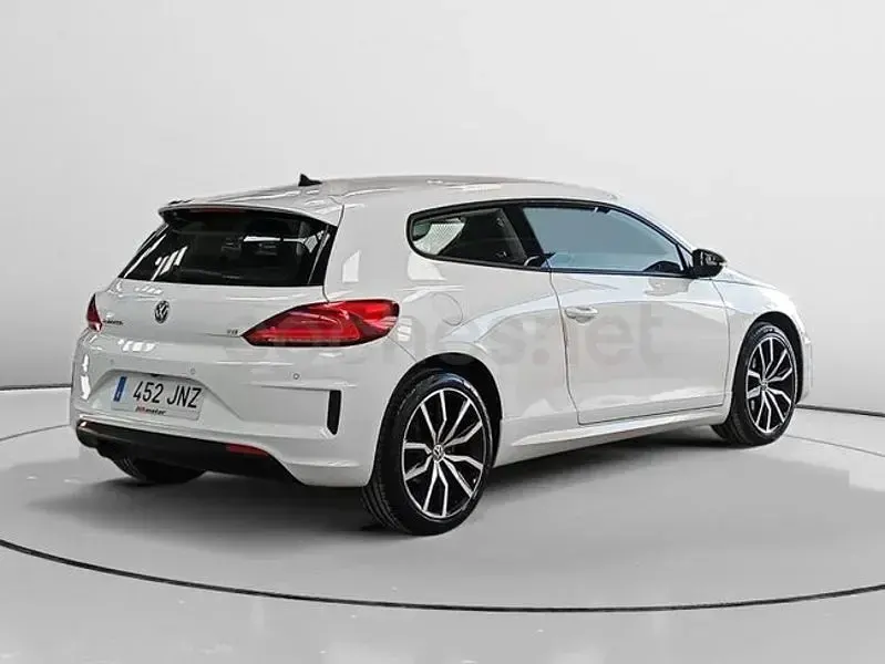 Usado VW Scirocco R-line 125 CV (91 kW) 2016 Blanco Coupe