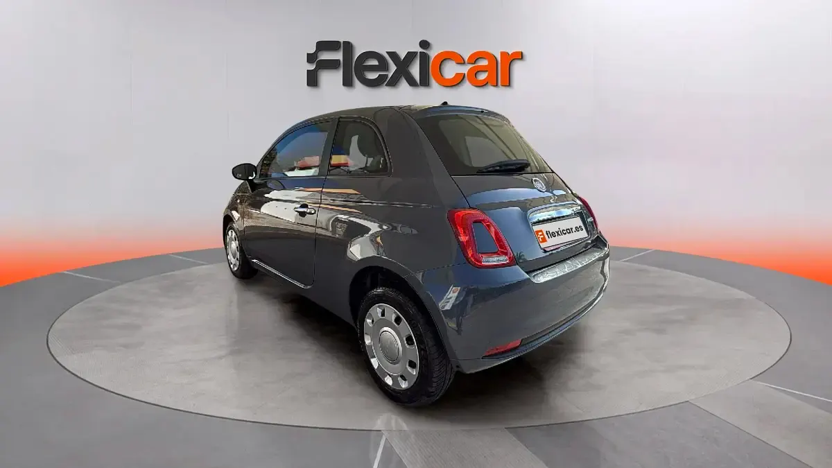 Usado Fiat 500 70 CV (51 kW) 2022 Gris Berlina
