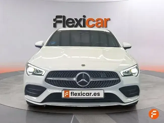 Usado Mercedes CLA250e Shooting Brake 218 CV (160 kW) 2020 Blanco Familiar