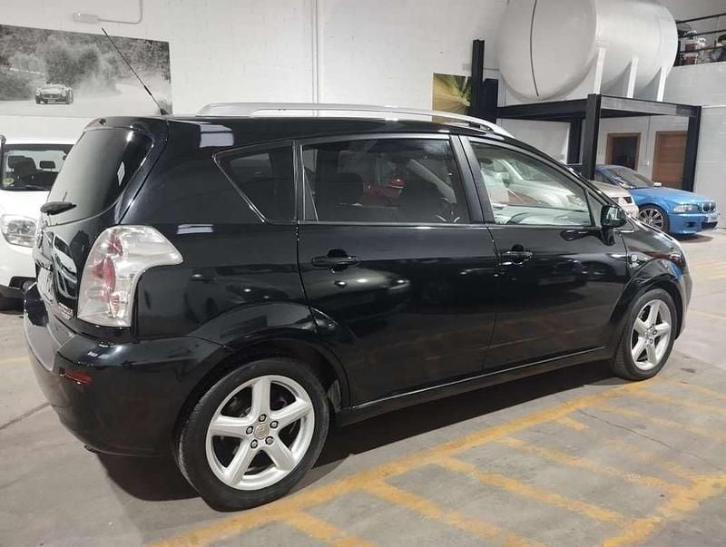 Usado Toyota Corolla Verso Sport 177 CV (130 kW) 2006 Negro Monovolumen