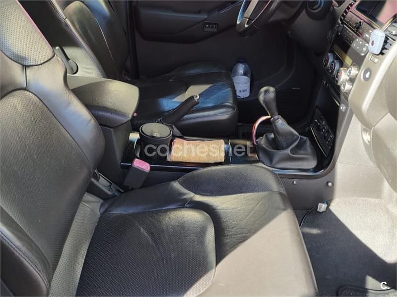 Usado Nissan Pathfinder XE 174 CV (127 kW) 2007 Gris / plata SUV