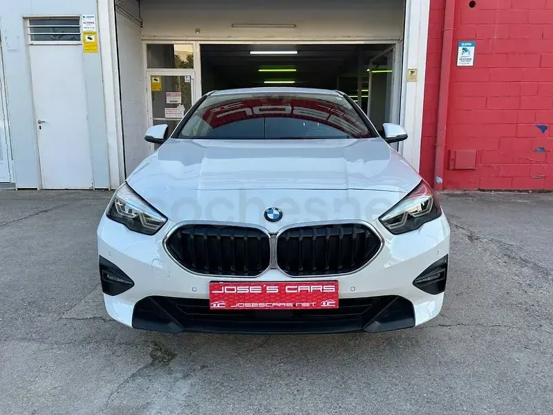 Usado BMW 218 Comfort Edition 150 CV (110 kW) 2021 Blanco Coupe