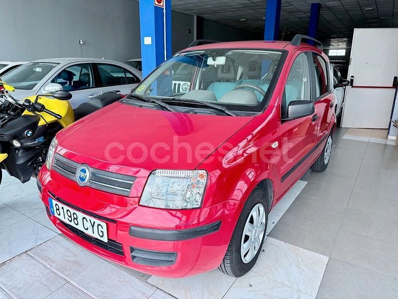 Rojo Usado 2004 Fiat Panda Dynamic Berlina | 2990 € (Precio justo) - Imagen 1/4