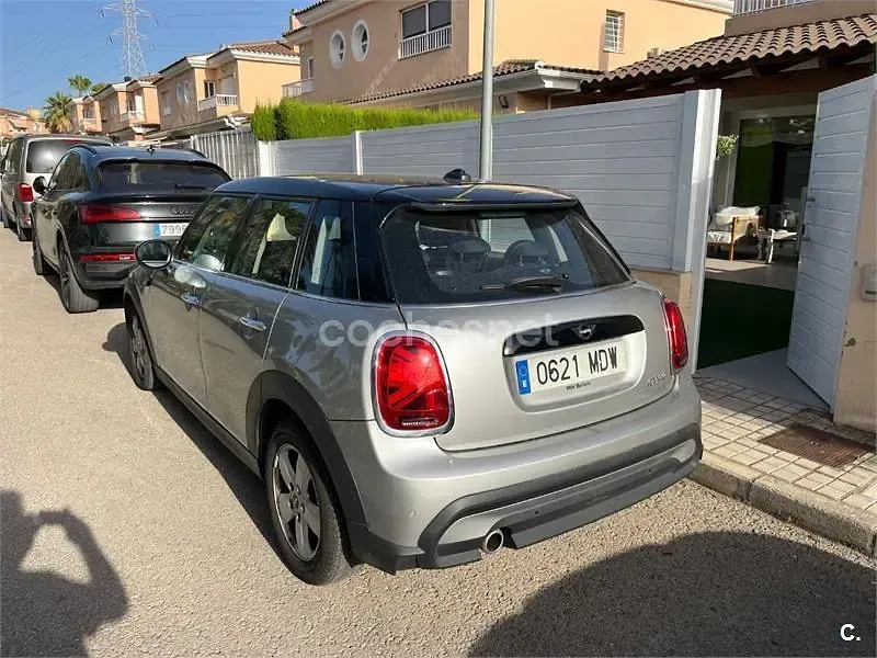 Usado Mini Cooper 136 CV (100 kW) 2023 Gris / plata Utilitario