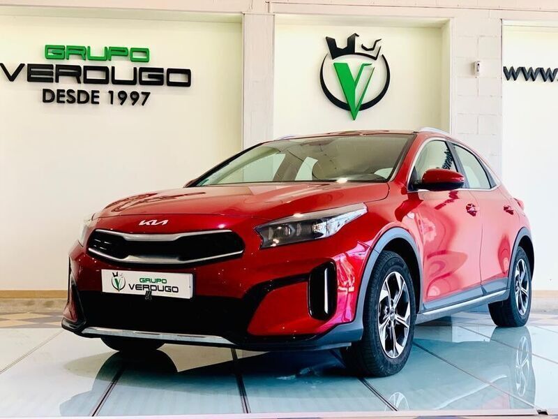 Rojo Usado 2022 Kia XCeed SUV | 18.900 € (Precio justo) - Imagen 1/4