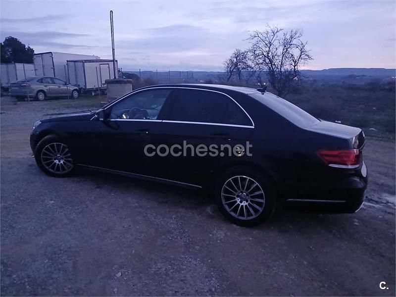 Usado Mercedes E220 Avantgarde 170 CV (125 kW) 2014 Negro Berlina