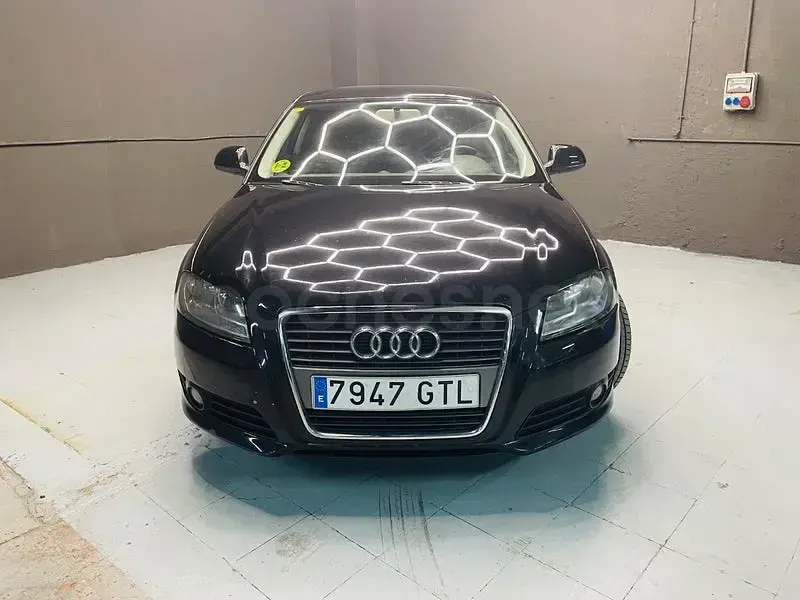 Używany Audi A3 Ambiente 105 KM (77 kW) 2010 Czarny Hatchback