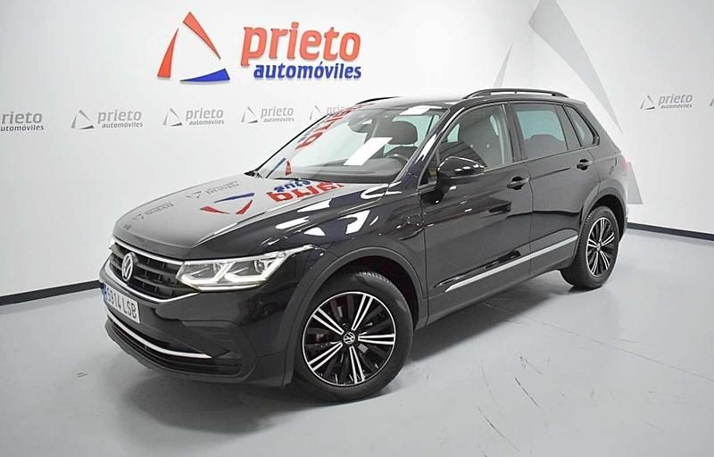 Negro Usado 2021 VW Tiguan Life SUV | 24.900 € (Super precio) - Imagen 1/4