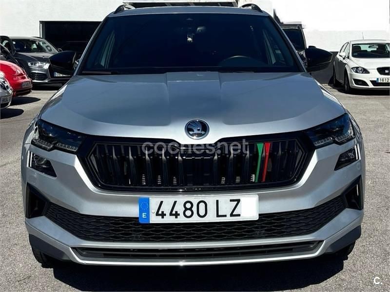 Usado Skoda Karoq SportLine 150 CV (110 kW) 2022 Gris / plata SUV