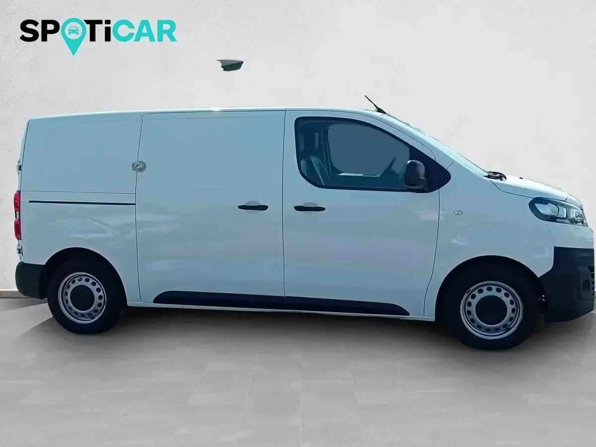 Usado Opel Vivaro-e Combi 120 CV (88 kW) 2021 Blanco Monovolumen