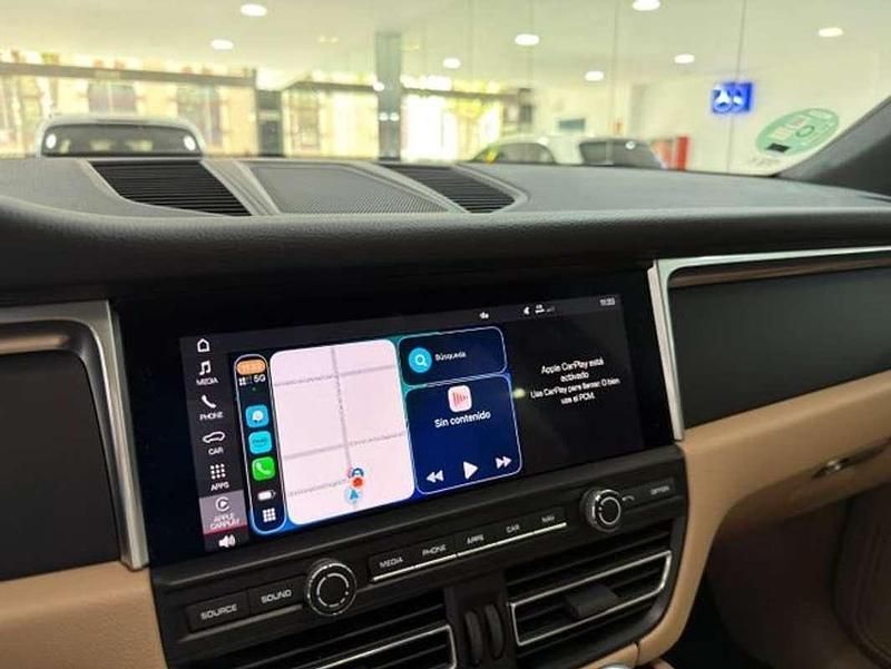 Usado Porsche Macan 245 CV (180 kW) 2021 Gris SUV