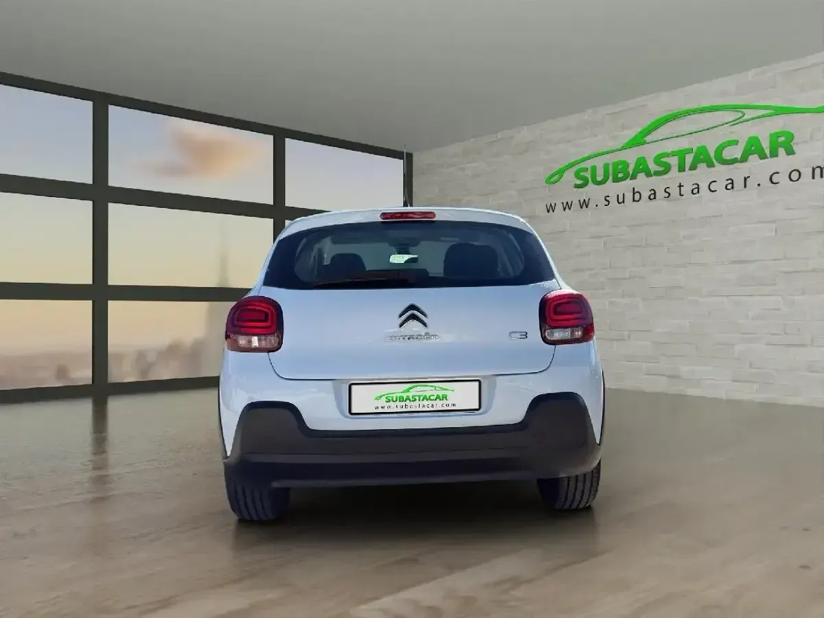 Usado Citroën C3 Feel 100 CV (73 kW) 2022 Blanco Utilitario