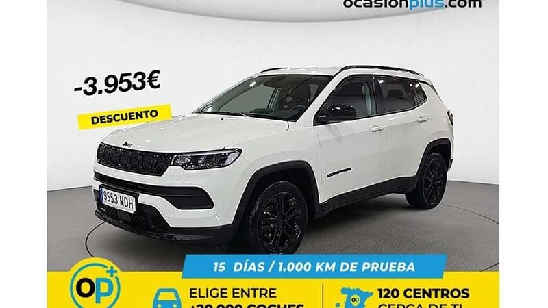 Usado Jeep Compass Night Eagle 129 CV (94 kW) 2023 Blanco SUV