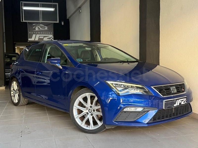Begagnad Seat Leon FR 125 HK (91 kW) 2018 Blå Sedan