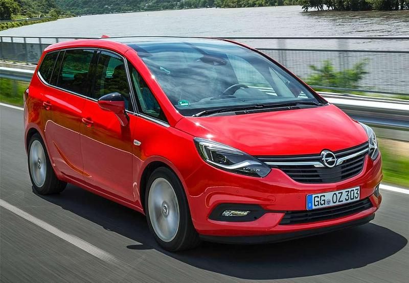 Usado Opel Zafira Expression 120 HP (88 kW) 2018 Cinzento Monovolume