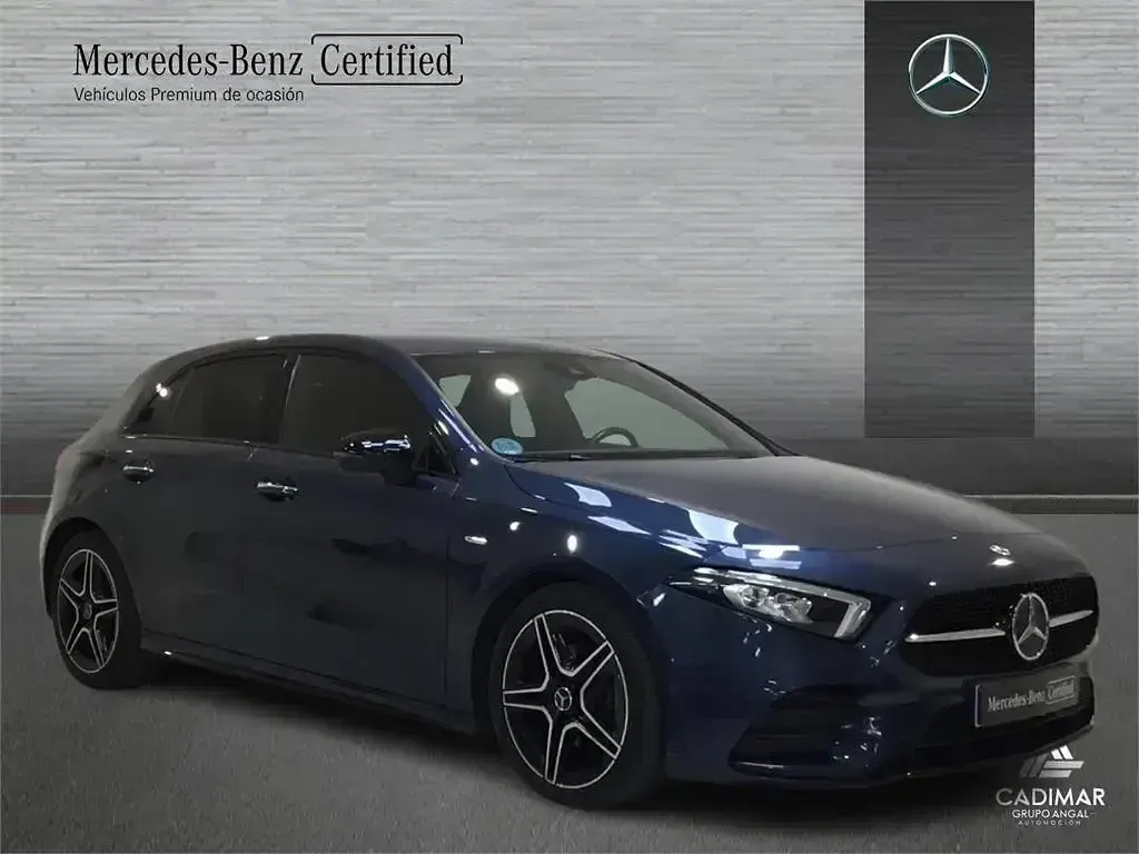 Usado Mercedes A200 AMG line 150 CV (110 kW) 2021 Blanco Berlina