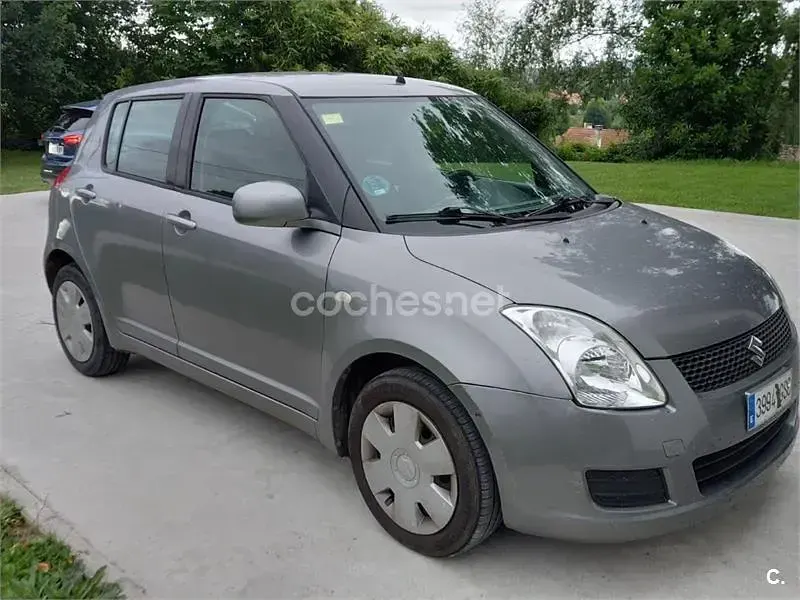 Usado Suzuki Swift GL 92 CV (67 kW) 2009 Gris / plata Utilitario