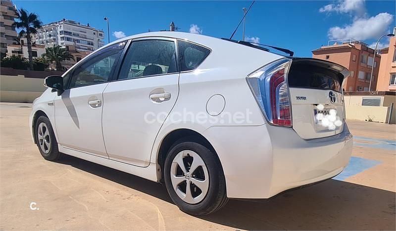Blanco Usado 2013 Toyota Prius Eco Utilitario | 8100 € (Precio justo) - Imagen 1/4