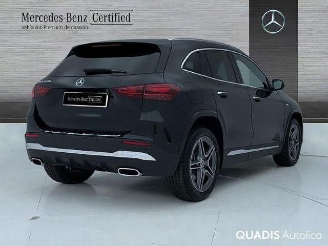 Usado Mercedes GLA250 AMG line 218 CV (160 kW) 2026 Negro cosmos SUV