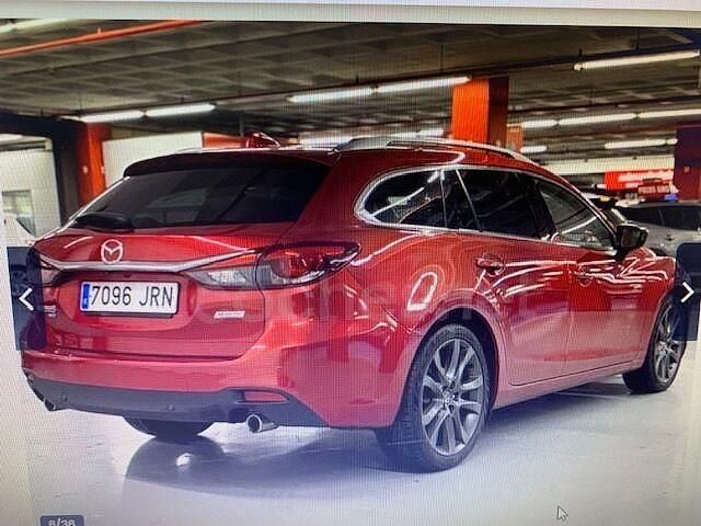 Usado Mazda 6 Luxury 175 CV (128 kW) 2016 Granate Familiar