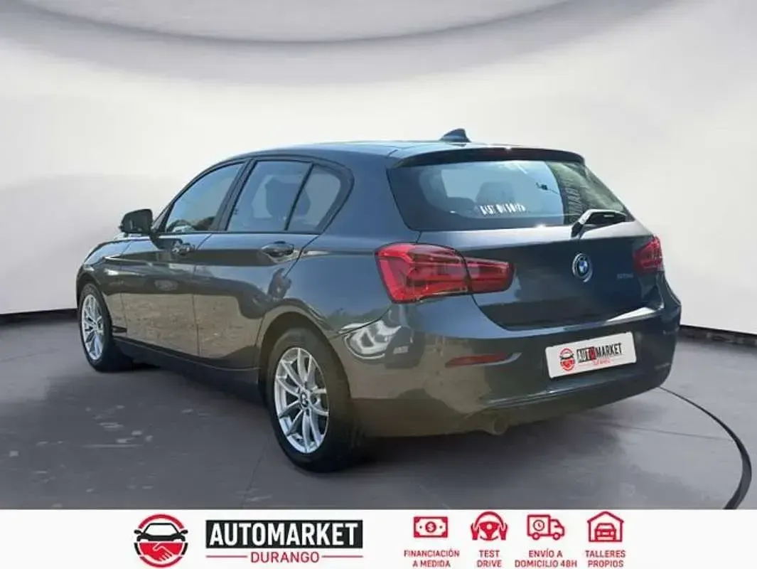 Usado BMW 118 150 CV (110 kW) 2018 Gris Utilitario