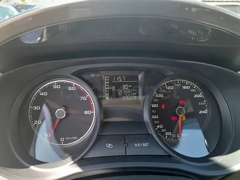 Usado Seat Ibiza Style 85 CV (62 kW) 2014 Blanco Berlina