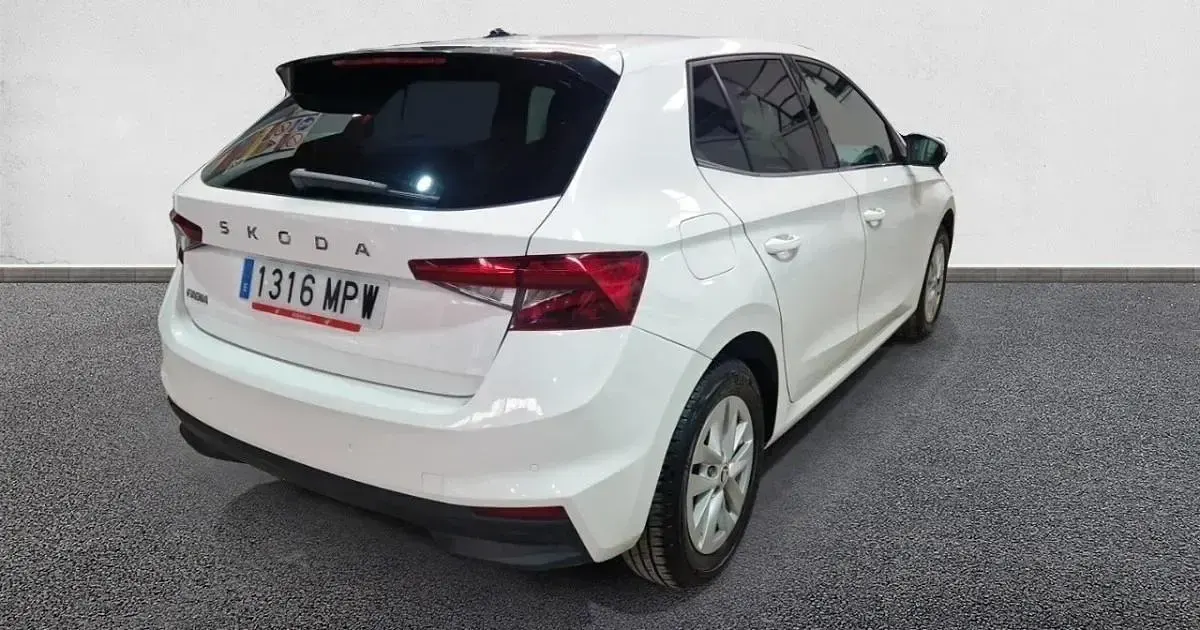 Usado Skoda Fabia Selection 95 CV (69 kW) 2024 Utilitario