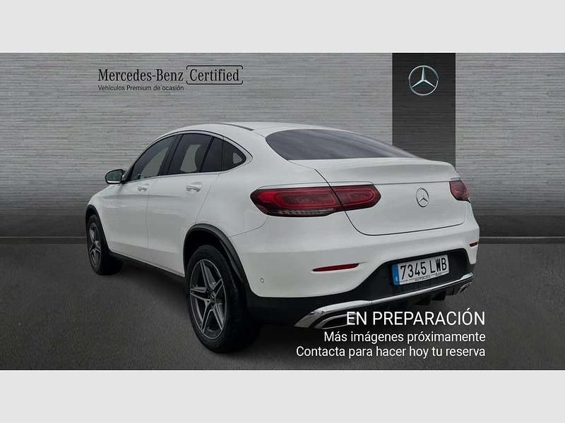 Usado Mercedes GLC220 194 CV (142 kW) 2022 Blanco Coupe