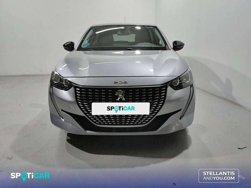 Usado Peugeot 208 Allure 101 CV (74 kW) 2023 Gris Utilitario