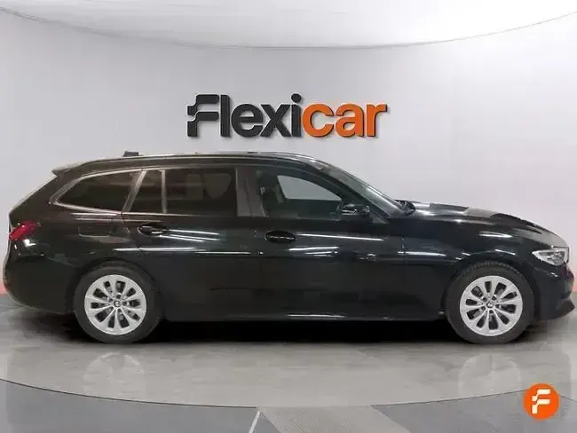 Usado BMW 320 184 CV (135 kW) 2021 Negro Familiar