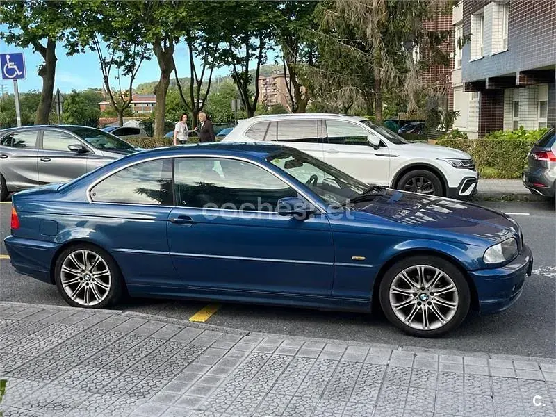 Usado BMW 323 170 CV (125 kW) 1999 Azul Coupe